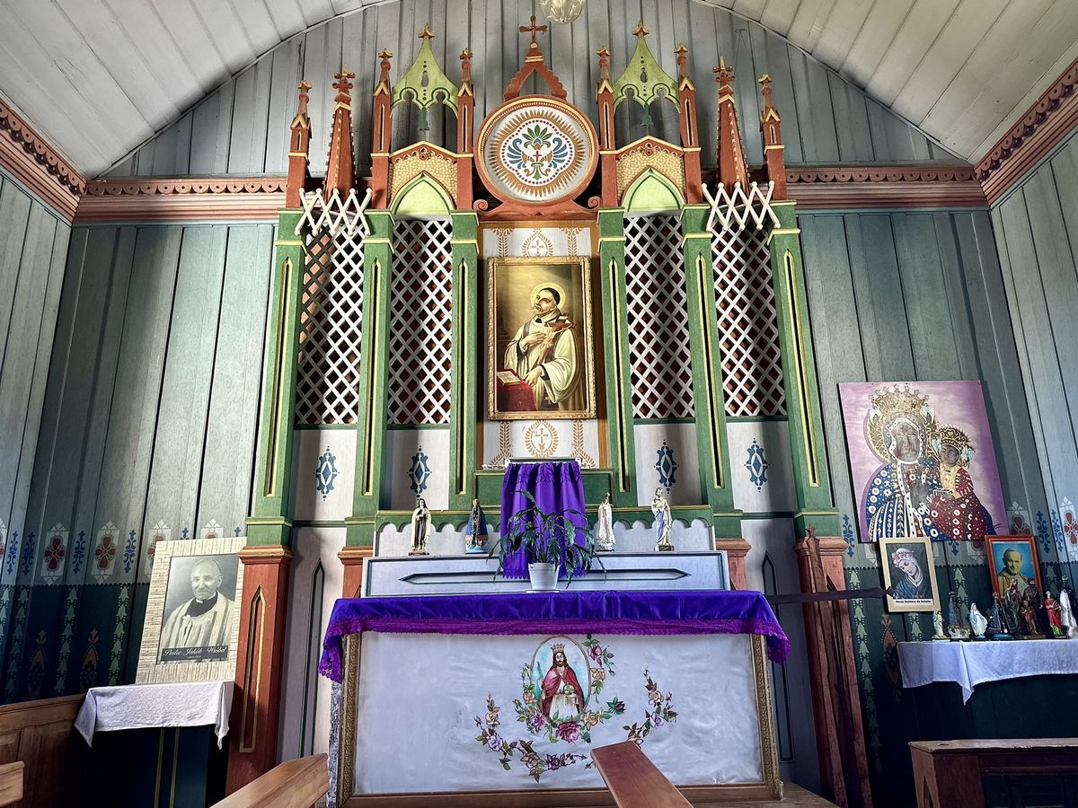 Igreja Água Branca — Altar